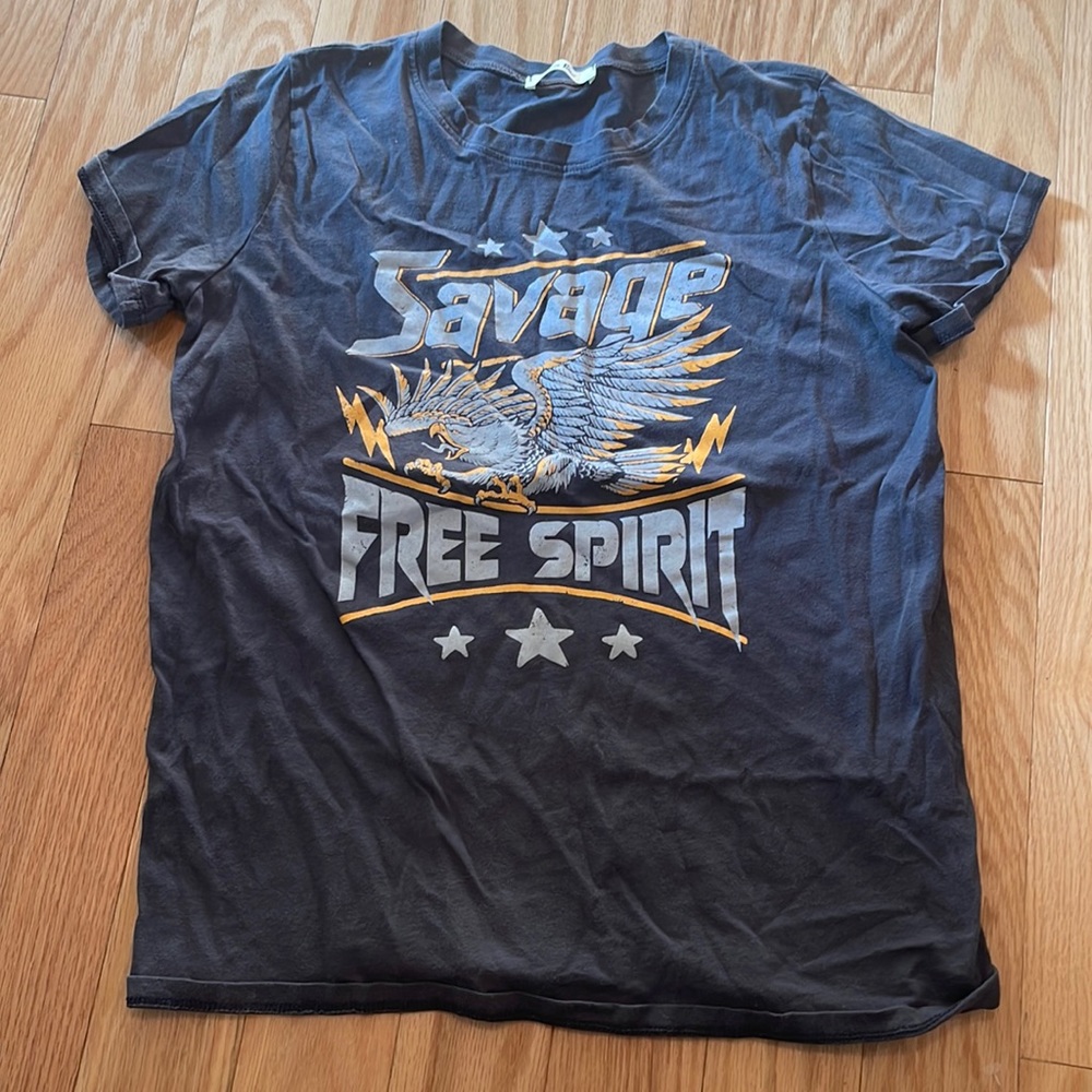 Graphic tee